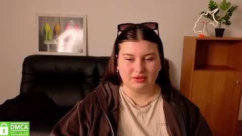Katina online show from July 25, 2026, 6:05 pm