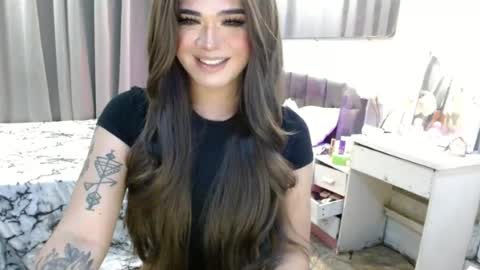 katykiat online show from July 28, 2026, 3:21 pm