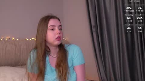Mia  Lovense is active Private is Open online show from July 23, 2026, 5:33 pm