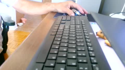 Snapshot of kawa98karbu chatting on June 23, 2026, 12:47 pm kawa98karbu online show from June 23, 2026, 12:47 pm