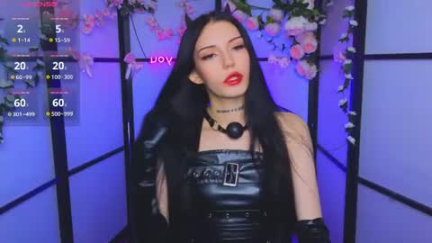 Snapshot of kelly__bunny chatting on June 17, 2026, 8:43 pm Kelly online show from June 17, 2026, 8:43 pm