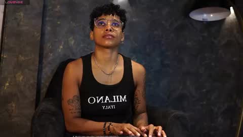 kelly__thomson online show from July 25, 2026, 12:58 pm