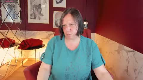 Kelly online show from July 1, 2026, 5:31 am