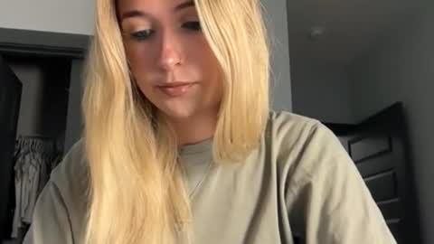 Kelsey Blu online show from July 24, 2026, 12:30 am