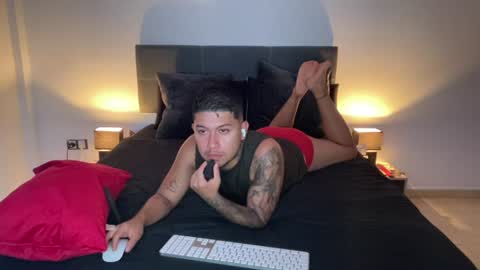 kende_tatt online show from July 30, 2026, 6:51 pm