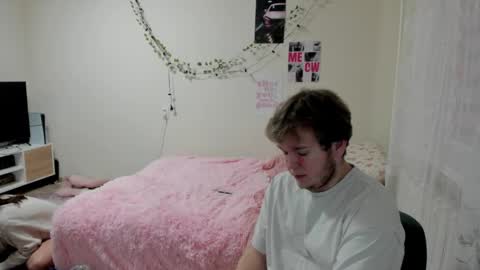 kesh_mne online show from April 24, 2026, 4:31 pm
