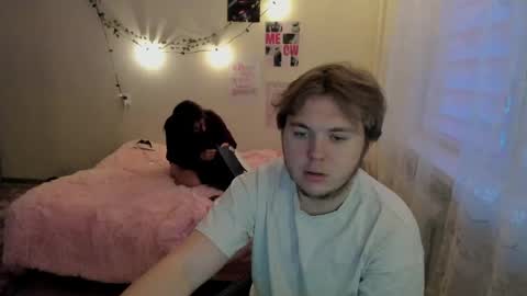 kesh_mne online show from April 30, 2026, 4:46 pm