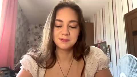 Ellie online show from May 23, 2026, 8:18 am