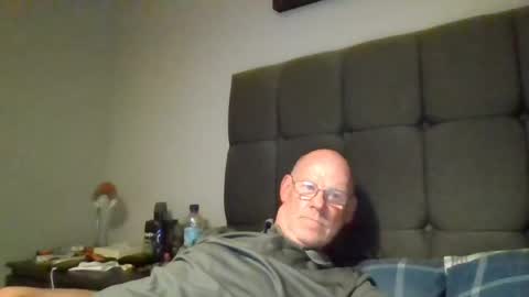 kevlooking4sez online show from June 22, 2026, 12:02 am