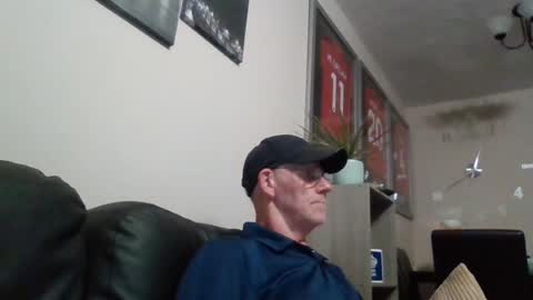 kevlooking4sez online show from July 19, 2026, 11:41 pm