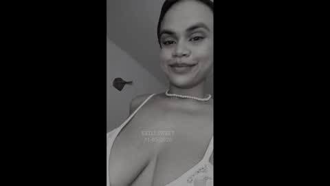Keyla online show from June 1, 2026, 3:08 am