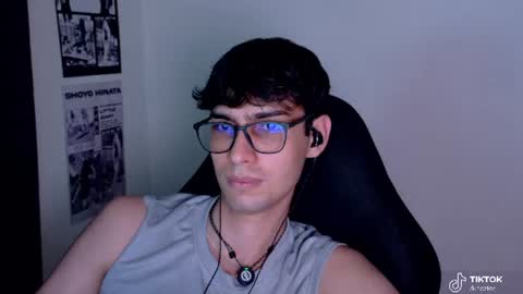 khozler_ online show from July 14, 2026, 2:05 am