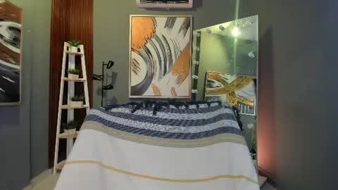 Kiara online show from June 18, 2026, 12:09 pm