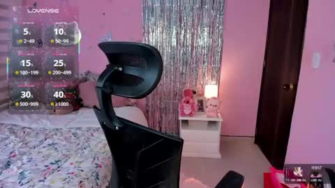 Kiarielle online show from July 9, 2026, 8:35 pm