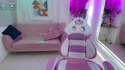 Kitty online show from July 16, 2026, 12:22 pm