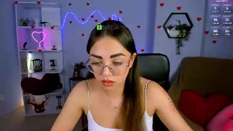 kiki_swan online show from June 11, 2026, 12:32 am