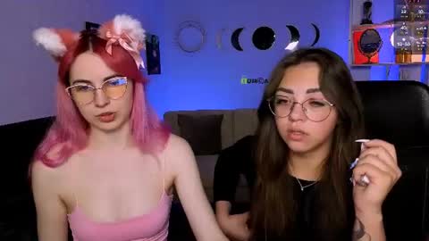 kiki_swan online show from July 9, 2026, 7:18 pm