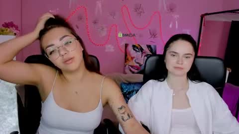 kiki_swan online show from July 12, 2026, 9:11 am