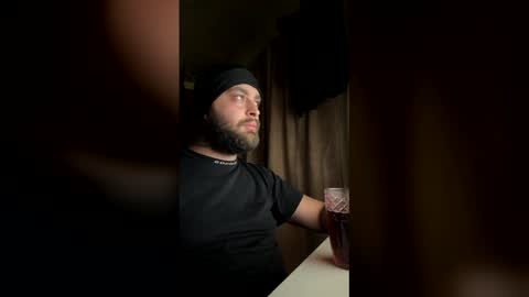 killerbeexxx online show from June 1, 2026, 10:44 pm