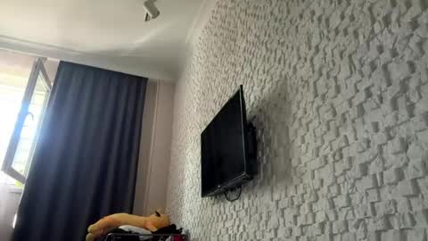 Polly online show from May 29, 2026, 10:02 am