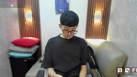 King  online show from July 22, 2026, 12:19 pm
