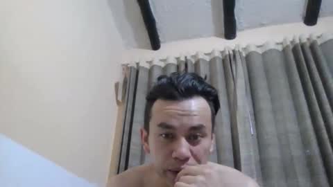 KingAlejo online show from November 15, 2025, 3:59 am