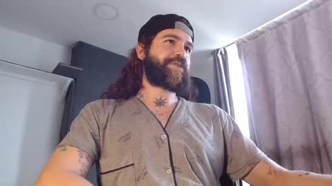 Snapshot of kingcat420 chatting on May 11, 2026, 9:23 pm Jake online show from May 11, 2026, 9:23 pm