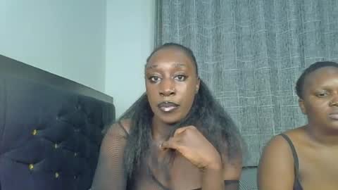 kinky_leila online show from July 21, 2026, 10:56 pm