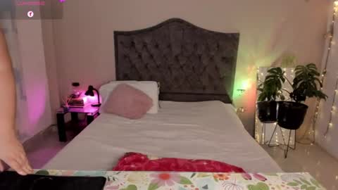 Jenny online show from June 23, 2026, 5:05 am