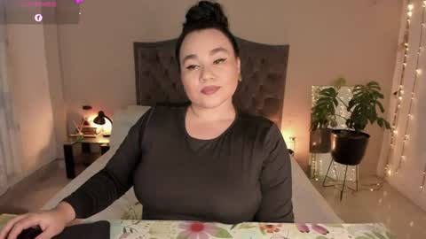 Jenny online show from July 9, 2026, 6:50 am