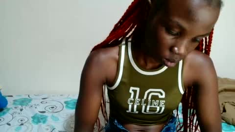 Snapshot of kirah_hot chatting on June 16, 2026, 8:28 am kirah_hot online show from June 16, 2026, 8:28 am