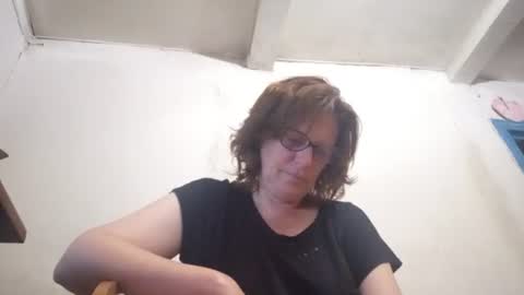 kissandvibe online show from June 23, 2026, 7:56 pm