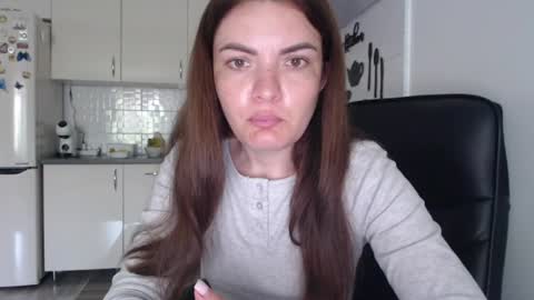 Im Amaia   Everyone Merry Christmas  online show from June 27, 2026, 7:35 am
