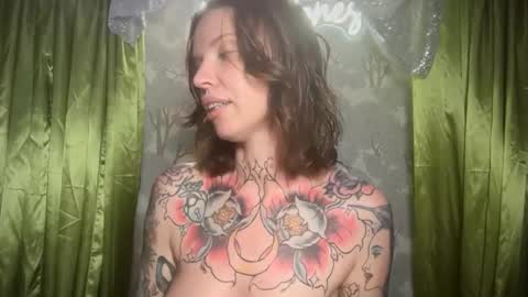 kittjones33 online show from May 16, 2026, 4:39 pm
