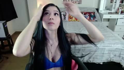 Isabel online show from May 5, 2026, 2:19 am