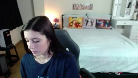Isabel online show from July 3, 2026, 2:18 am