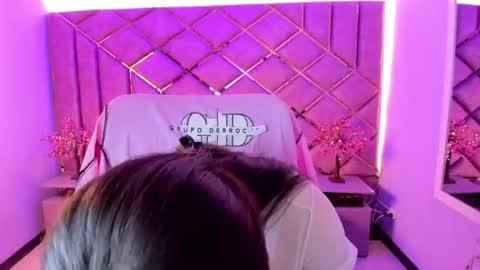 Sarah online show from July 16, 2026, 1:50 pm