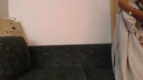 koral_27 online show from June 19, 2026, 2:54 pm