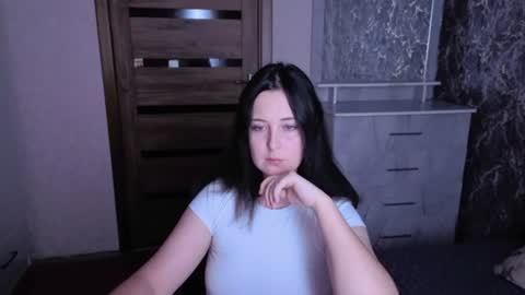 Snapshot of kristy_fran chatting on July 20, 2026, 9:39 pm Kristy online show from July 20, 2026, 9:39 pm