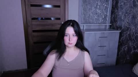 Snapshot of kristy_fran chatting on July 21, 2026, 10:01 pm Kristy online show from July 21, 2026, 10:01 pm