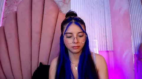 kyomi_hunt online show from July 24, 2026, 4:10 am
