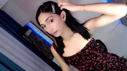 Joana online show from November 25, 2025, 7:41 am