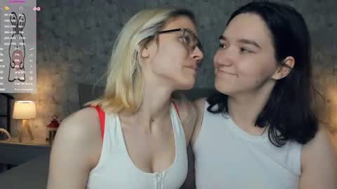 Snapshot of lacyedison chatting on July 21, 2026, 7:27 pm Violet and Isabel online show from July 21, 2026, 7:27 pm