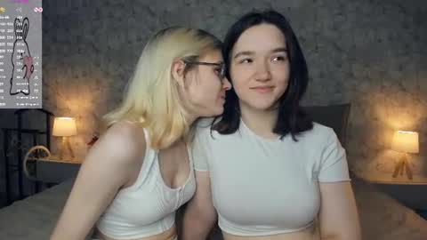 Snapshot of lacyedison chatting on July 22, 2026, 7:38 pm Violet and Isabel online show from July 22, 2026, 7:38 pm