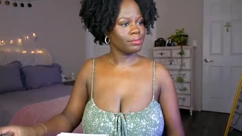 La Diosa Selene online show from May 22, 2026, 1:35 am