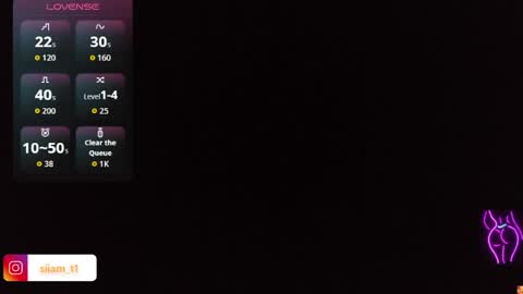 Snapshot of lady_tayron chatting on June 19, 2026, 3:11 am lady_tayron online show from June 19, 2026, 3:11 am