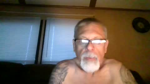 laidbackluxury online show from June 5, 2026, 12:50 am