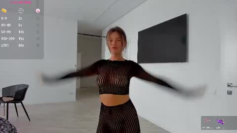 Lallie  online show from July 27, 2026, 12:23 pm
