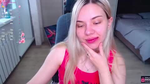Lana online show from May 17, 2026, 6:55 am