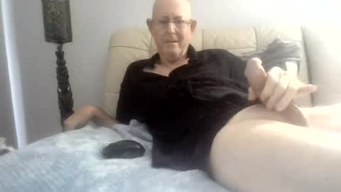 largerthan-   say hi on entry online show from July 29, 2026, 11:58 pm